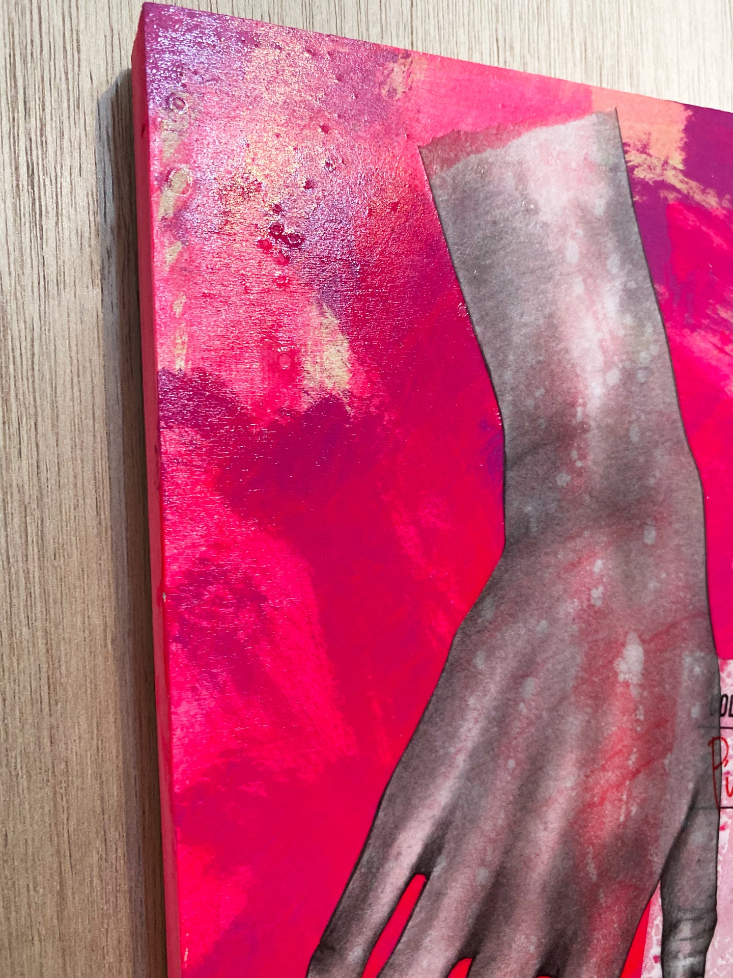 現代アート　オオヤサヤカ　Pink×Pink　ピクン×ピンク　コラージュアート Pink×Pink by オオヤサヤカ | 若手作家の作品販売 | 100以上の